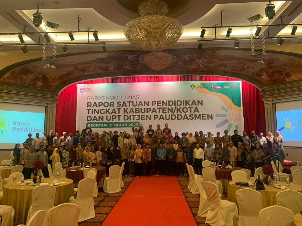 Rapat Koordinasi Rapor Satuan Pendidikan Tingkat Kabupaten / Kota dan UPT Regional 2 Batam